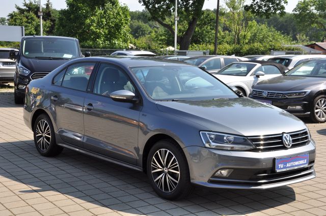 Volkswagen Jetta 1.4 TSI BMT DSG Allstar STANDHZ-NAVI-RKAM