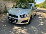 Chevrolet Aveo 2 Hand tüv Neu - Chevrolet Aveo: Privatanbieter