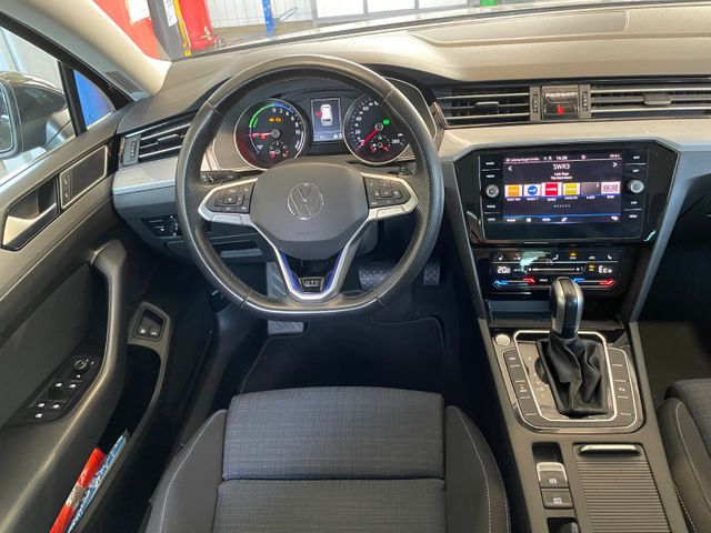 Passat Variant GTE 1.4 TSI DSG / AHK / ACC / SH