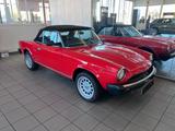 Fiat Pininfarina 124 Spider DS Ausstellungs-Fahrzeug - Fiat Oldtimer: Cabrio