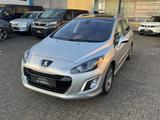 Peugeot 308 SW Allure*Xenon*Panorama*Klimaautom*PDC*AHK* - Peugeot 308 aus 2011: SW