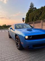 Dodge Challenger - blaue Dodge Challenger