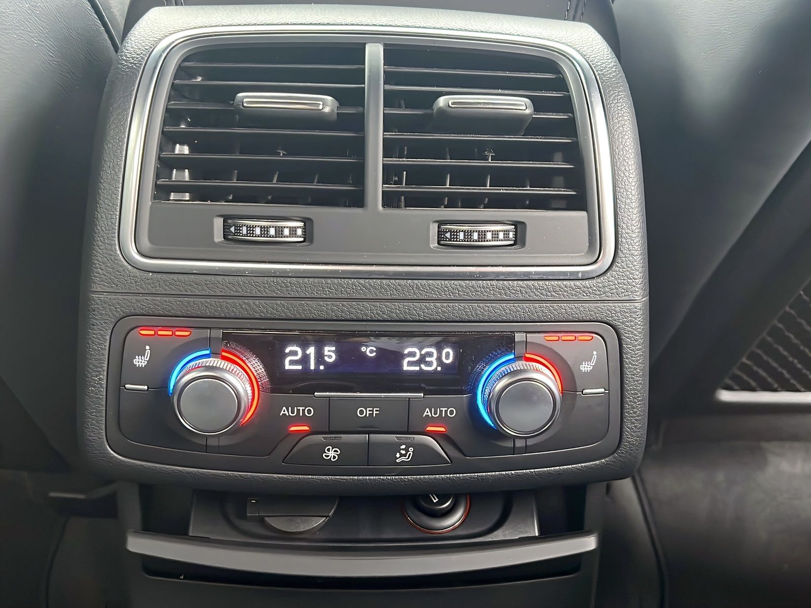 Fahrzeugabbildung Audi A6 3.0 TDI competition LIM. ACC HEAD UP WEBASTO