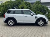 MINI Countryman S Autom.*NAVI*RüKAMERA* - MINI Countryman Serie mit Benzin-Antrieb: Automatik