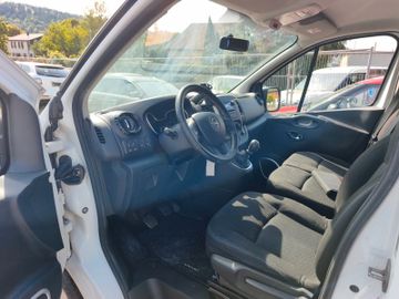 Opel Vivaro - 9