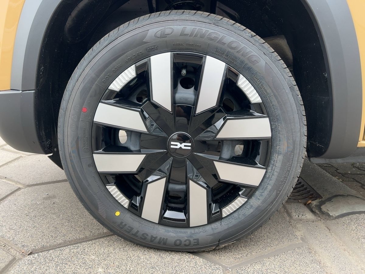 Dacia Spring - Bild 18