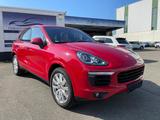 Porsche Cayenne S 1.Hand Keyless Pano Lückenlos Porsche - Porsche Cayenne: Rot