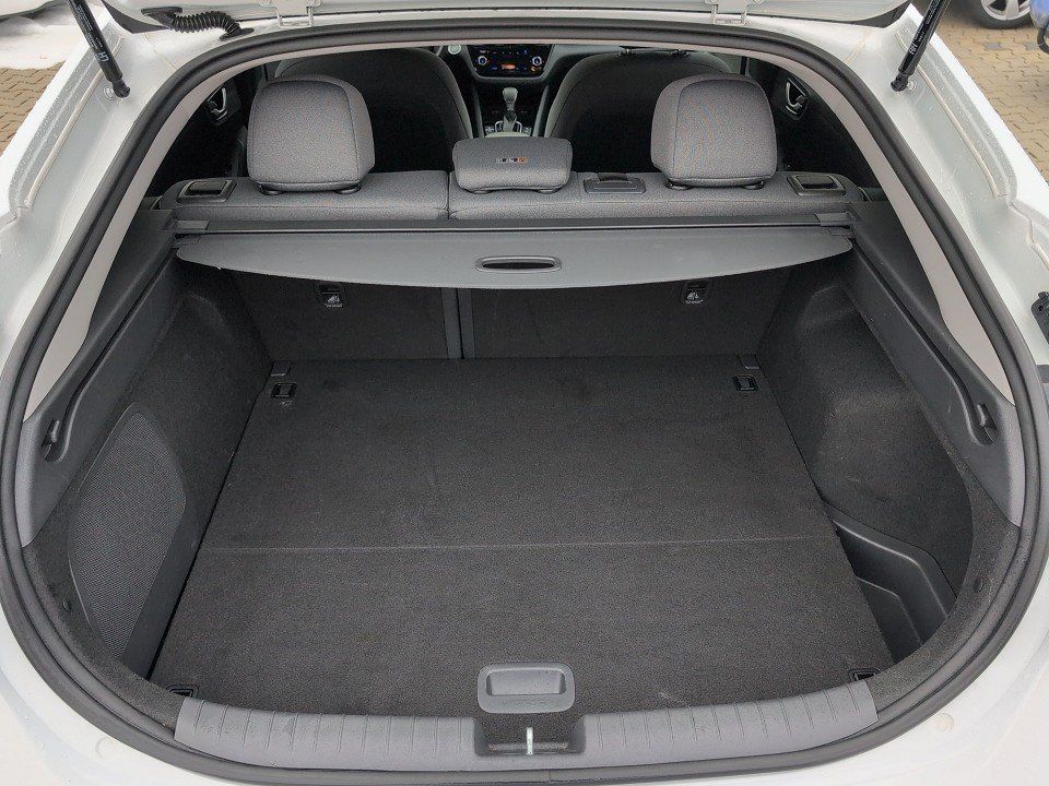 Fahrzeugabbildung Hyundai IONIQ HEV 1.6 GDI STYLE-P NAV+KAMERA+CARPLAY+SHZ