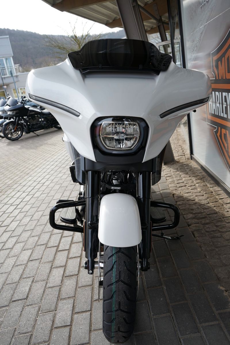 Fahrzeugabbildung Harley-Davidson Street Glide 117cui Mj 2024 Sofort Verfügbar