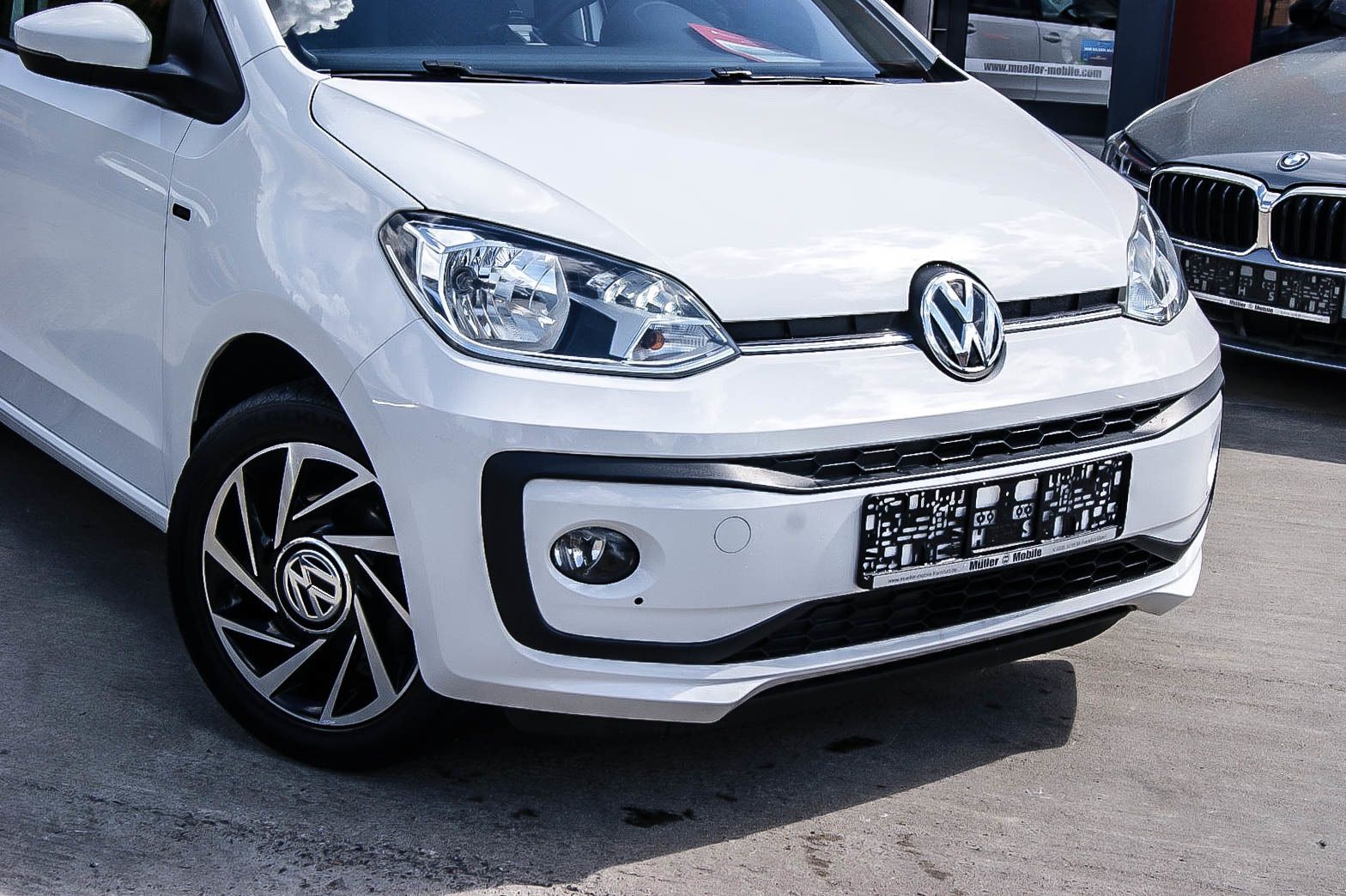 Fahrzeugabbildung Volkswagen up! 1.0 JOIN KLIMA SITZHEIZUNG BLUETOOTH 5-TÜRIG