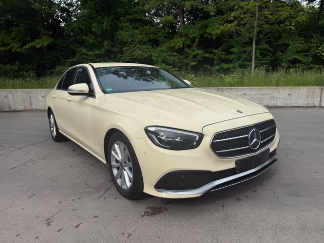 MERCEDES-BENZ E 220d-Limousine-Avantgarde-MBUX-Navi-Kamera-TOP