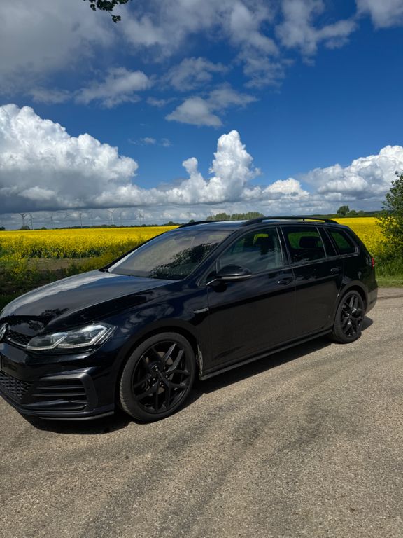 Image of Volkswagen Golf