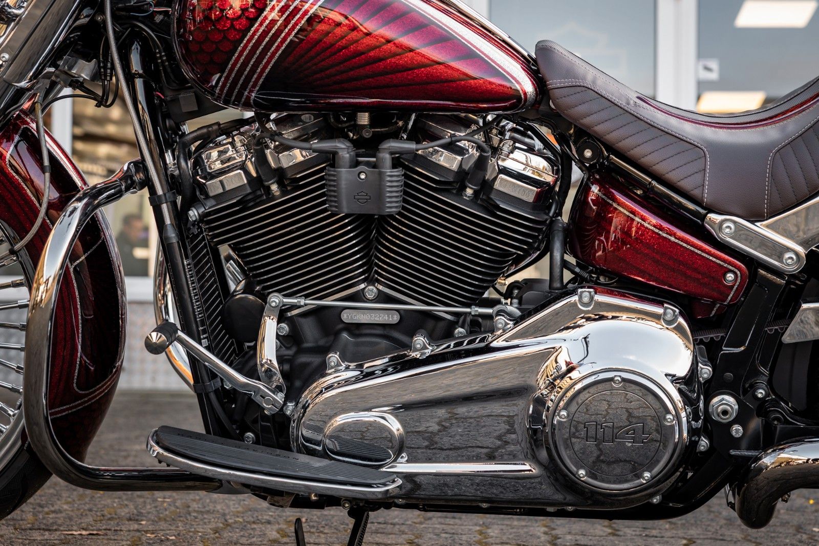 Fahrzeugabbildung Harley-Davidson FAT BOY FLFBS 114 MY24 - Chicano Umbau- Custom