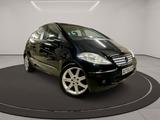 Mercedes-Benz A 170 AVANTGARDE*PANO*SHZ*ALU 17*LEDER*SHZ*TEMP - Mercedes-Benz A 170 in München