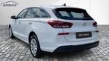 Hyundai i30 III CW 1,5 DPI Comfort LED Link NAV NBA PDC  - Hyundai i30 Comfort mit Benzin-Antrieb