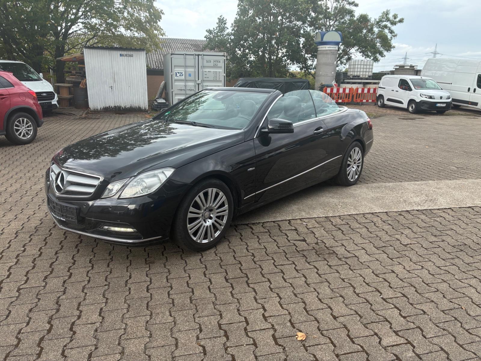 Mercedes-Benz E 200 E Cabrio E 200 CGI BlueEfficiency