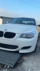 BMW E60 M5 V10 Vollaustattung Keyless go E... - BMW M5: E60