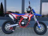 Beta RR 125 4T Supermoto R Mod. 2025 - Lager - BETA RR 125 2T