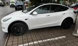 Tesla Model Y LR AWD AHK - Tesla Gebrauchtwagen in München