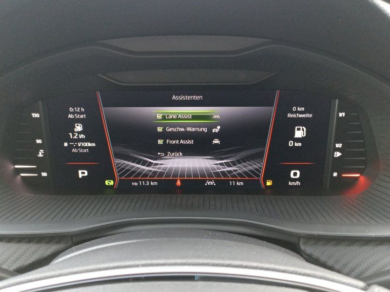 Fahrzeugabbildung SKODA Scala 1.5 TSI DSG Monte Carlo AHK+MATRIX-LED+KAM