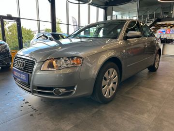 Audi A4 Lim. *TEMPOMAT*KLIMAAUTOMATIK*SitzHZ*
