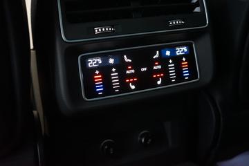 صورة مصغرة 28 لـ 2026 AUDI RSQ8