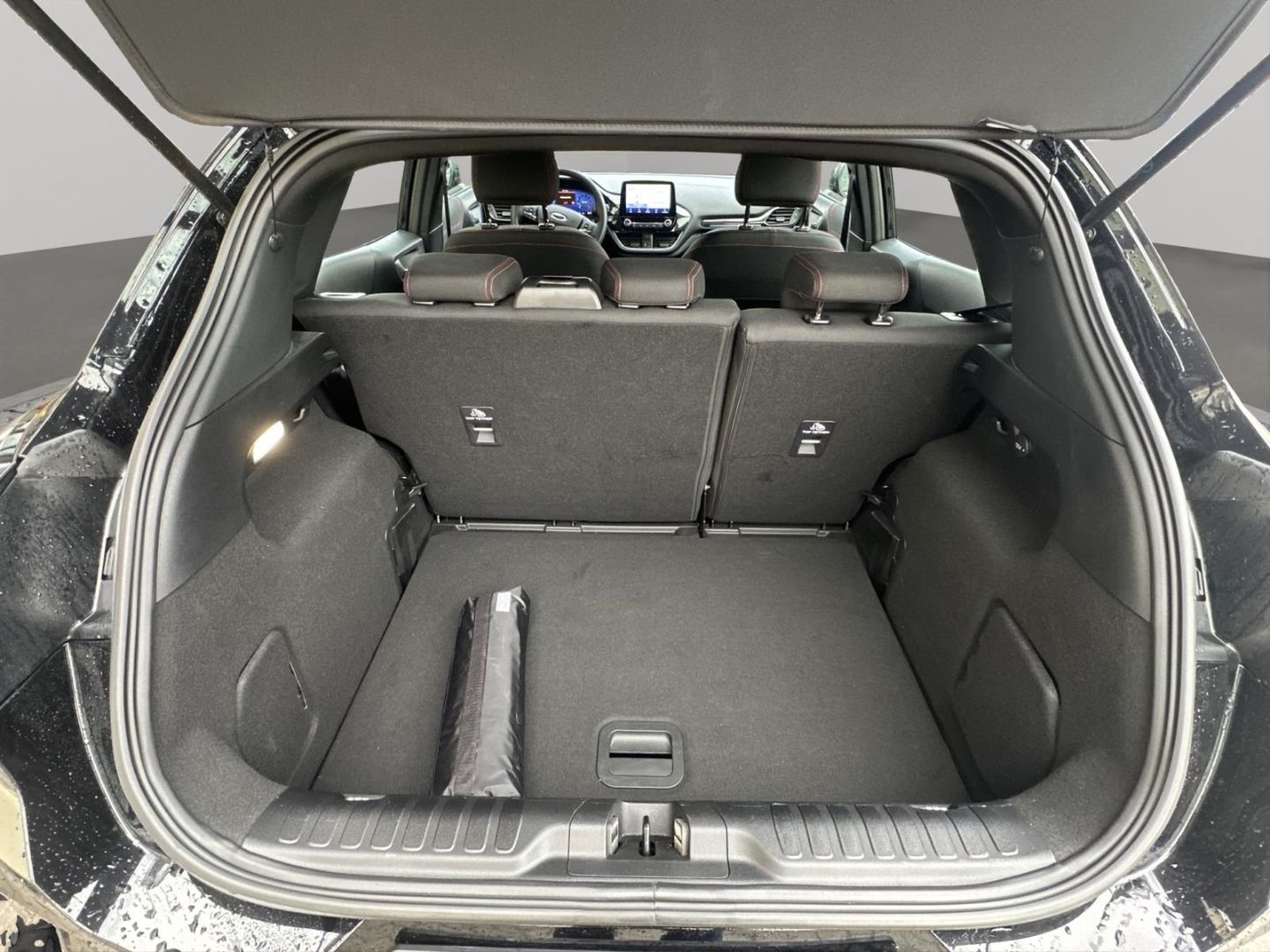 Fahrzeugabbildung Ford Puma ST-Line Navi LED DAB SHZ LenkradHZG Keyless