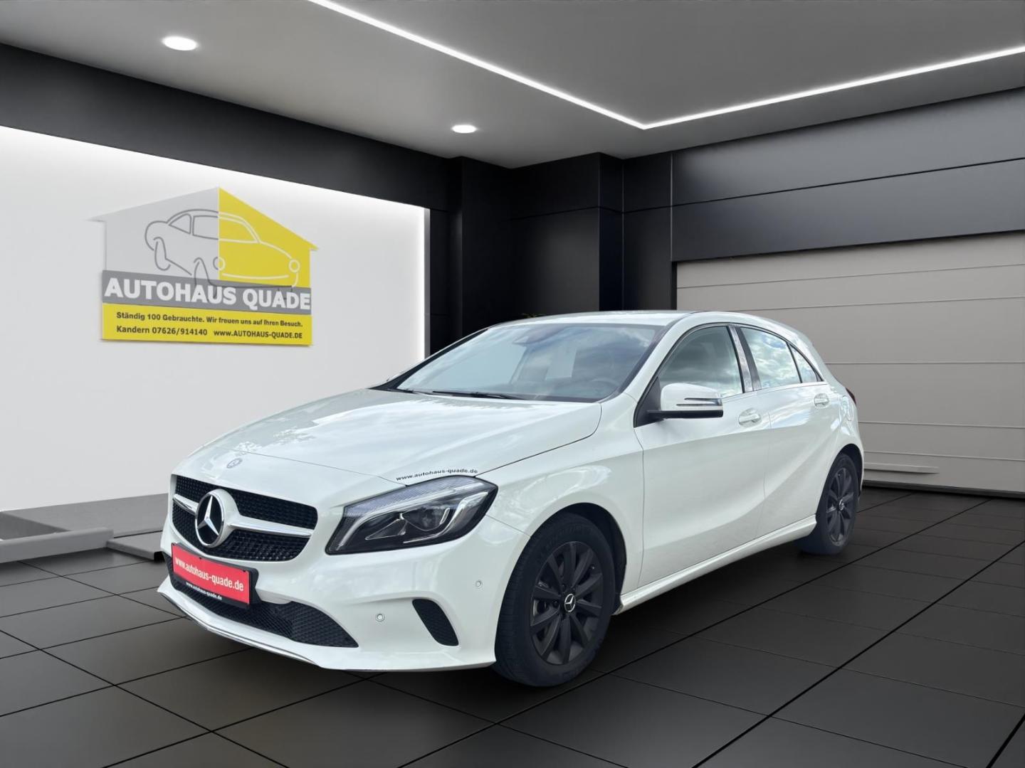 Mercedes-Benz A 180 BlueEfficiency Navi Leder LED SHZ Keyless 