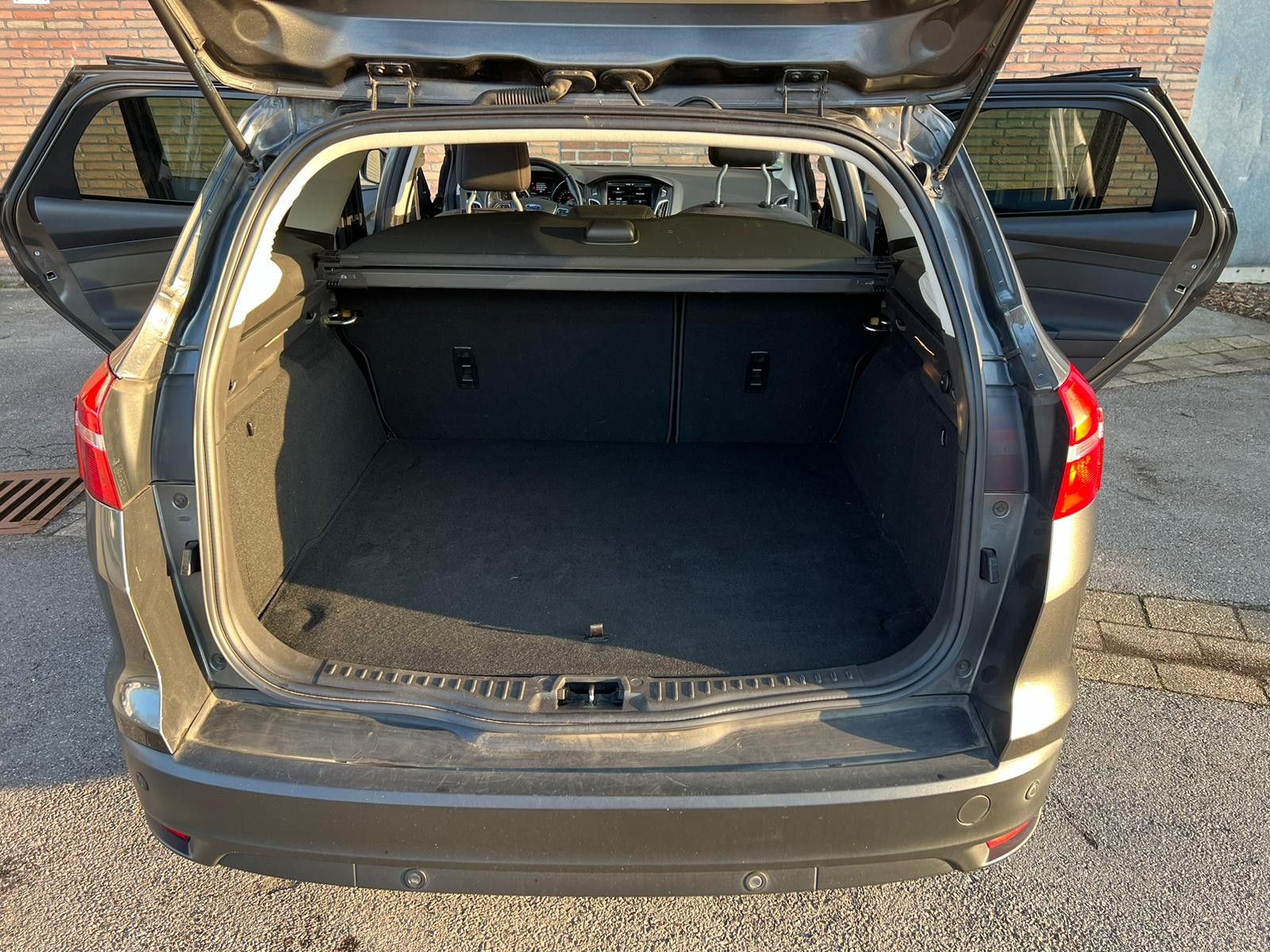 FORD Focus Turnier Titanium selbst Parkassistent