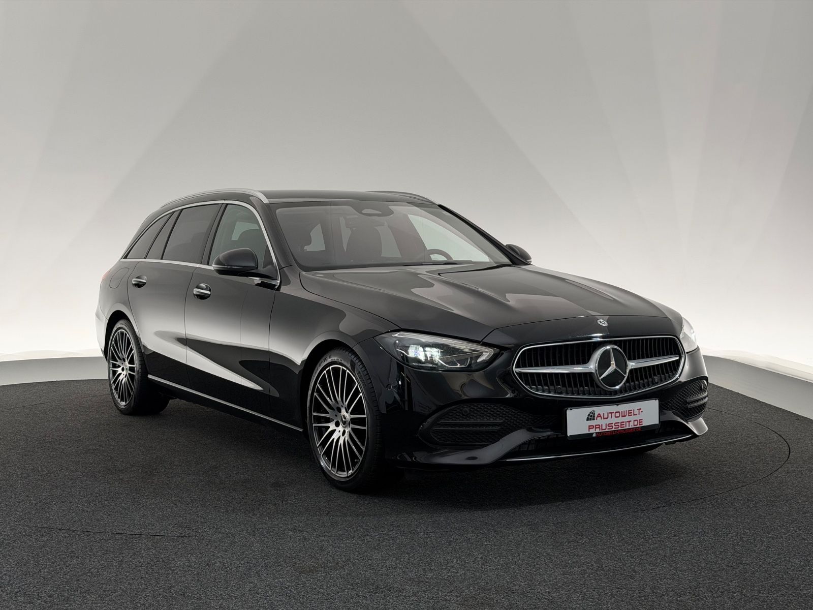 Gebrauchtwagen Mercedes-Benz C C 300d T-Modell*AVANTGARDE*LED-DISTRONIC-R.KAM in Horb am Neckar