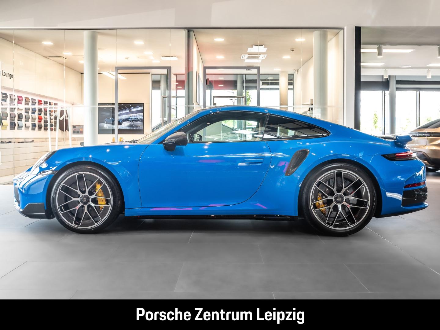 Porsche 992 911 Turbo S FnW voodooblau!Burmester Clubled