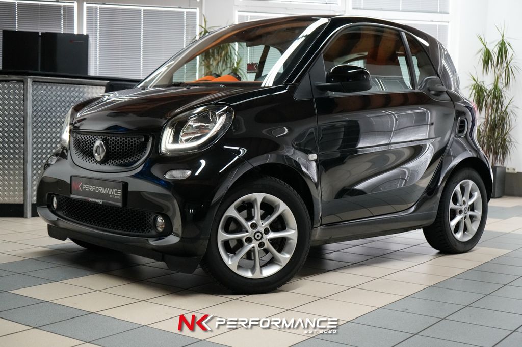 SMART ForTwo coupe 52 kW PASSION / PANO / SHZ / LED