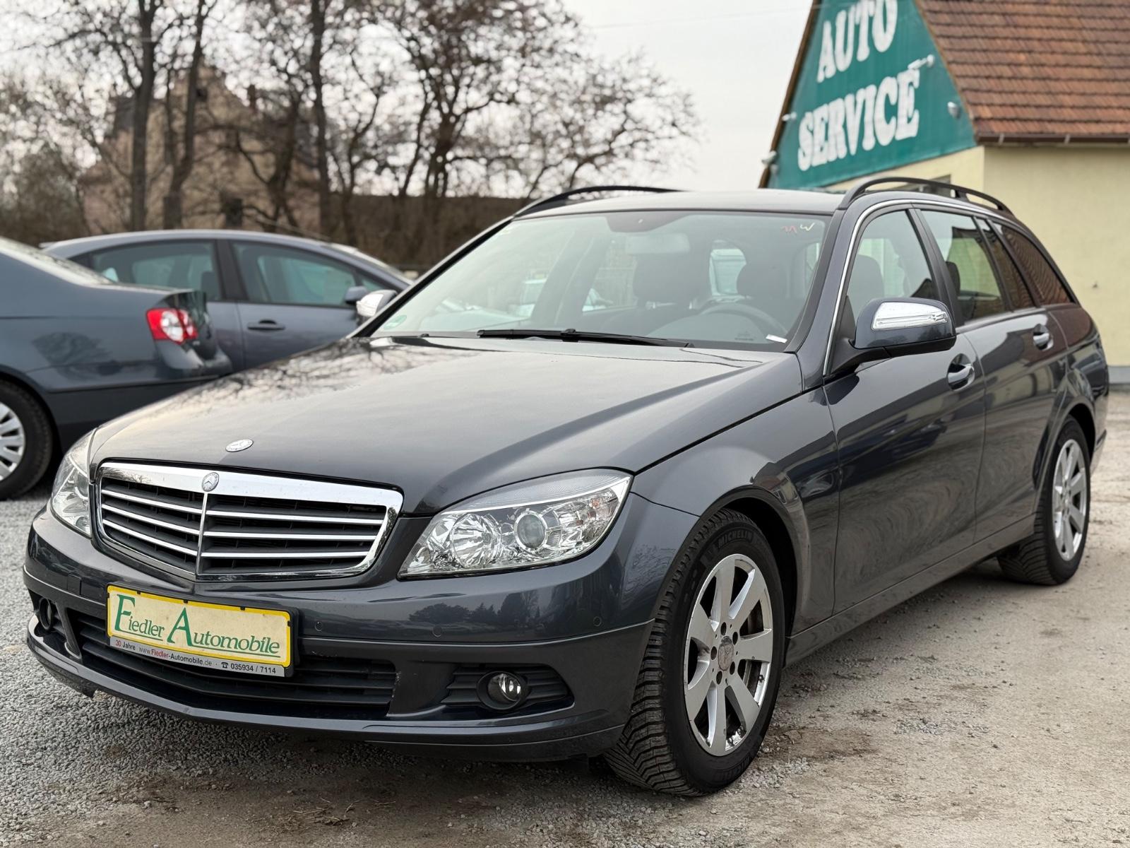 Mercedes-Benz C 180 T Kompressor /NAVI/KLIMAAUT/SITZHZG