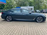 BMW M760iL  xDrive Luxusversion Diplomatenversion - graue BMW M760