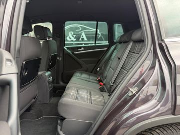 Volkswagen Tiguan - 9