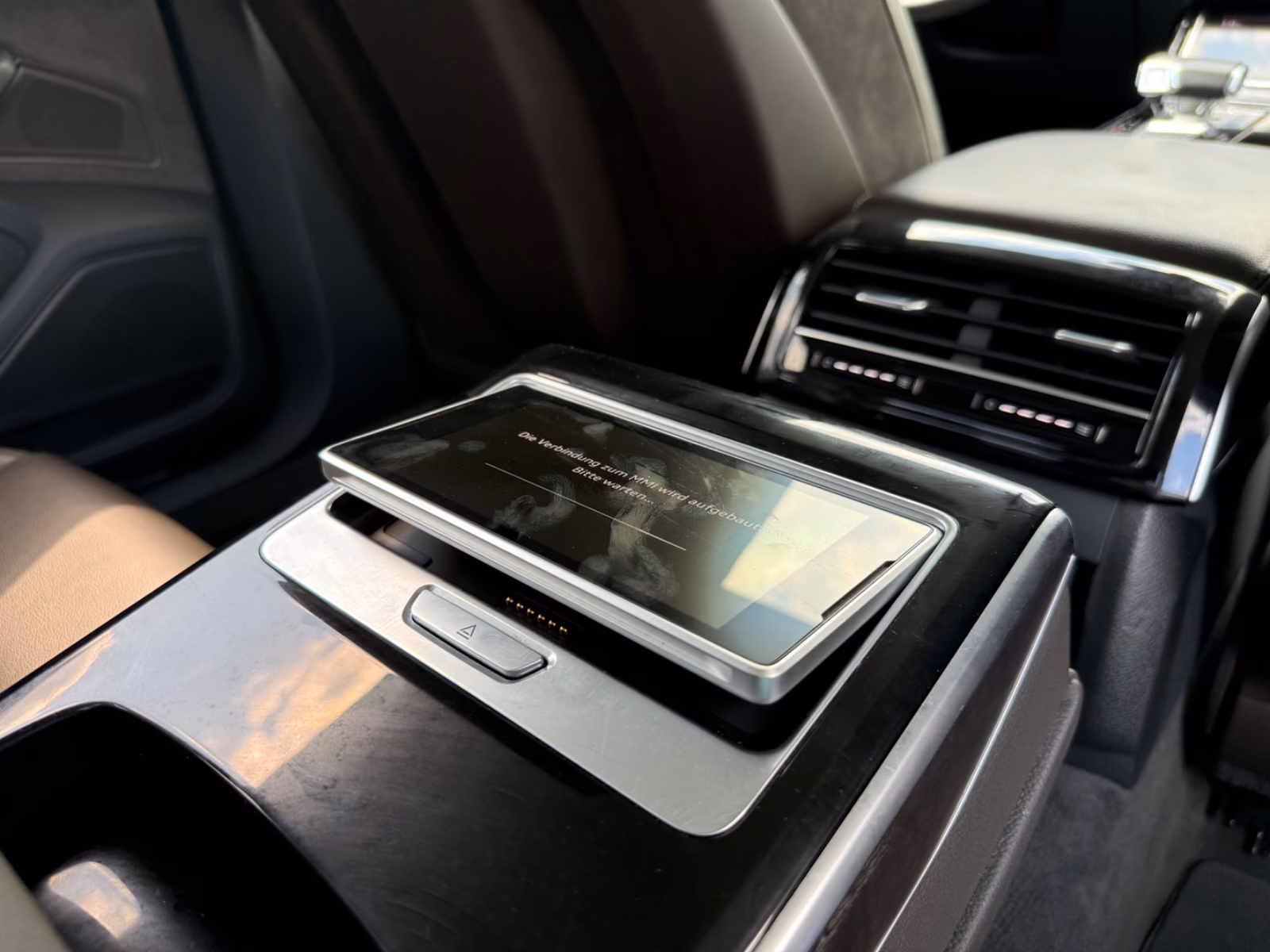Audi A8 60 TFSIe Quattro,ACC,T-Winkel,Matrix,360-Kam, миниатюра 23