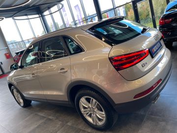 Audi Q3 2.0 TDI Quattro *1.HAND*NAVI*LED*KAM*AHK*