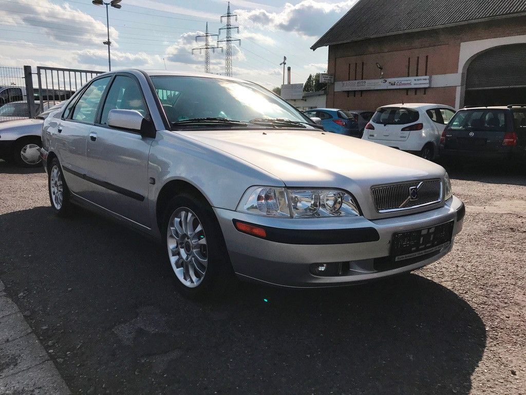 Volvo S40