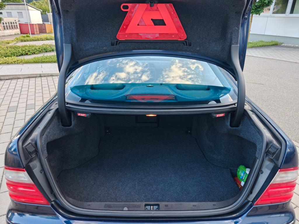 Mercedes-Benz CLK 200