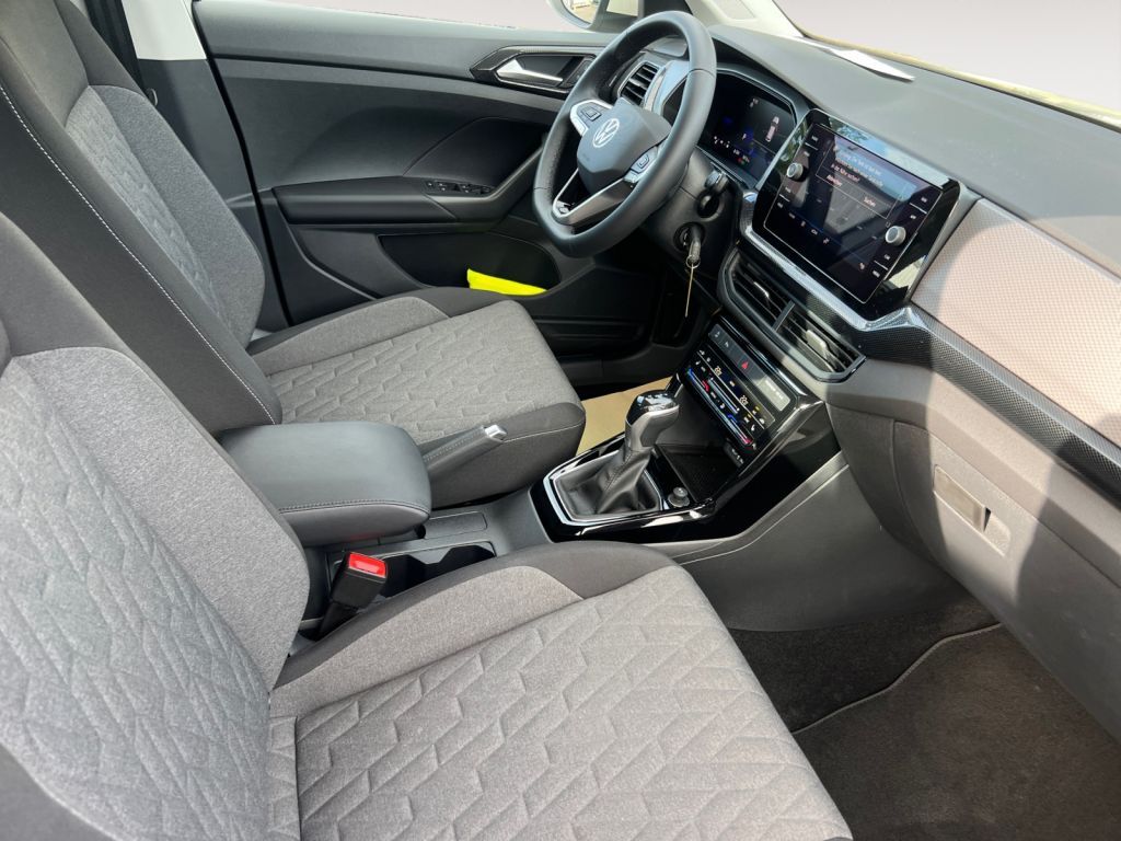Fahrzeugabbildung Volkswagen T-Cross 1.0 TSI DSG Life ACC Navi