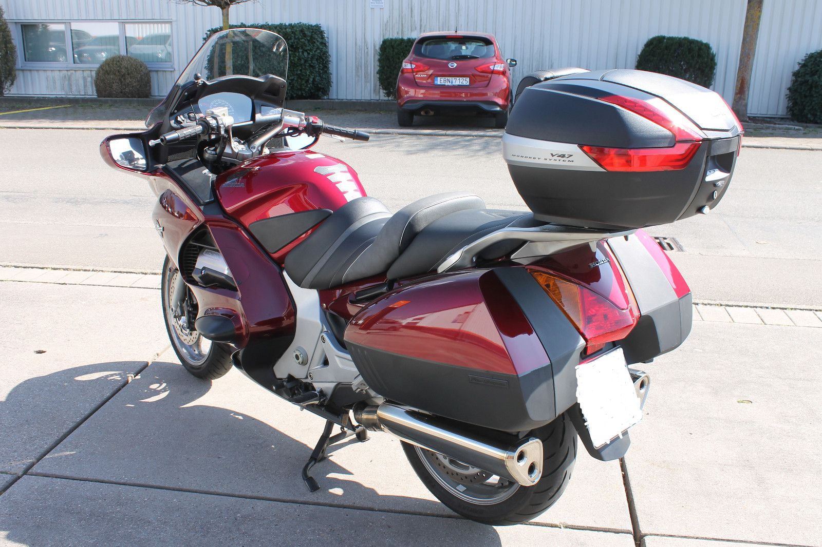 Fahrzeugabbildung Honda ST 1300 A4 Pan European Kardan ABS Koffersystem