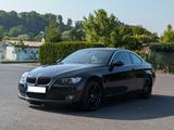BMW 325i Coupé - E92