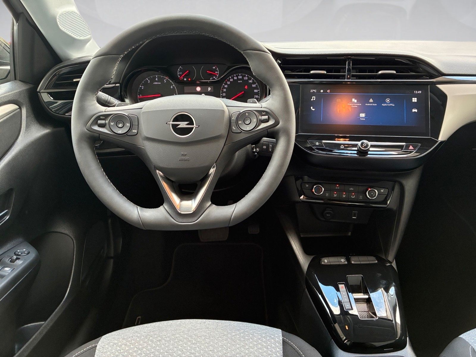 Fahrzeugabbildung Opel Corsa F Edition 100PS Automatik/PDC/LED!