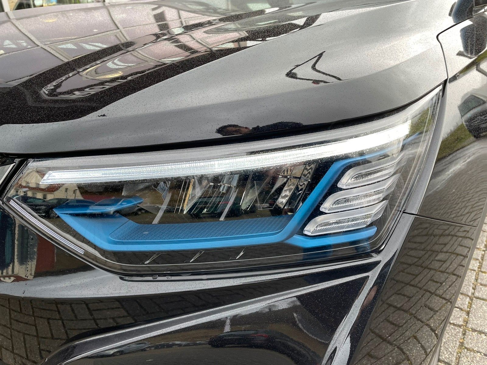 Fahrzeugabbildung Ssangyong Korando e-Motion TITANIUM +LEDER+ABSTANDSPILOT