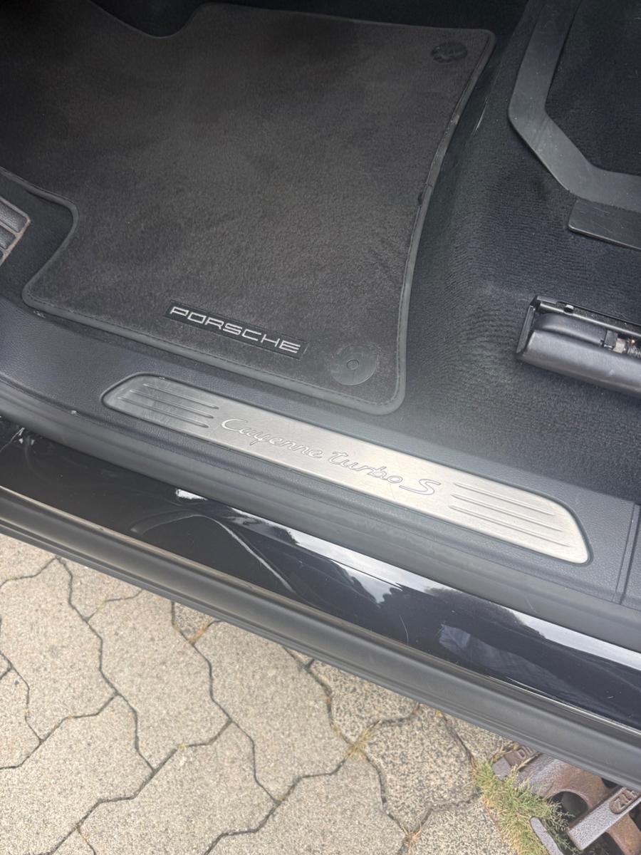 Porsche Cayenne Turbo S, Approved Garantie vorhanden
