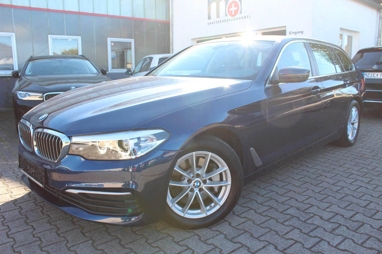 BMW 530  Touring 530 i Automatik~NAVI~SHZ~PDC