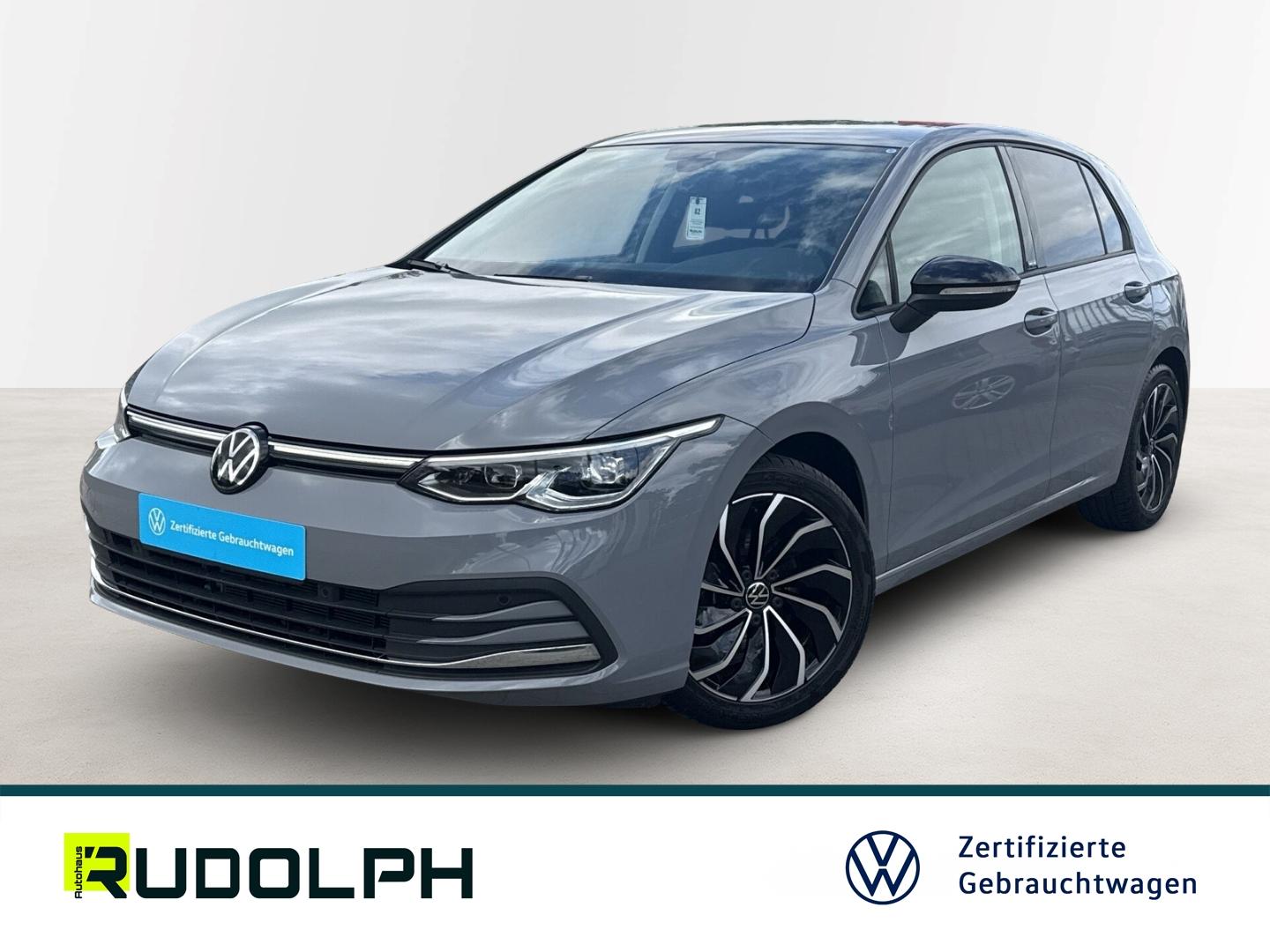Volkswagen Golf VIII Move 1.0 eTSI DSG LED Navi SHZ ACC Fer
