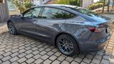 Tesla Model 3 SR - EZ 12/22 - AHK - Top Zustand - Tesla MODEL 3 SR Gebrauchtwagen