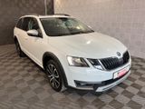 Skoda Octavia Scout 4x4*BUSINESS*ACC-APPLE-R.KAM-PANO - Skoda: Scout