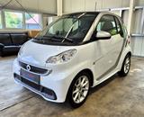 Smart ForTwo coupe Micro Hybrid Drive|KLIMA|SITZHEIZUN - Smart ForTwo mit Benzin-Antrieb: Limousine, Automatik